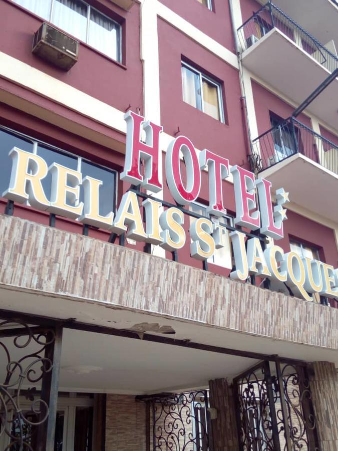 Отель Relais Saint Jacques Яунде Экстерьер фото